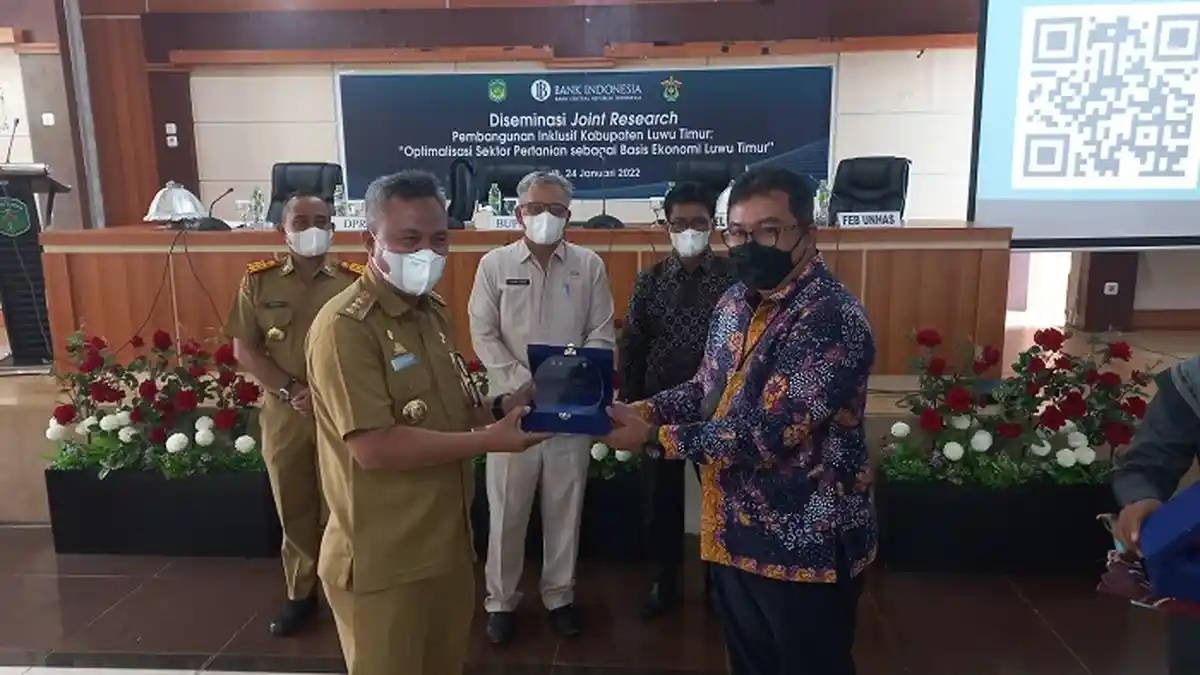 Gegara Program Rp1 Miliar 1 Desa, Lutim Diganjar Penghargaan Bank Indonesia