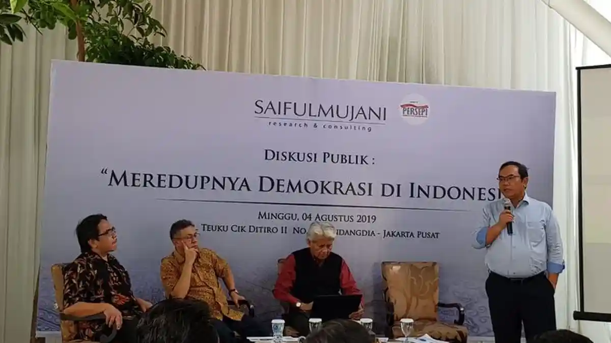 PROFIL Saiful Mujani, Angkat Bicara Terkait Potongan Video Viral 'Menjatuhkan Presiden Prabowo'