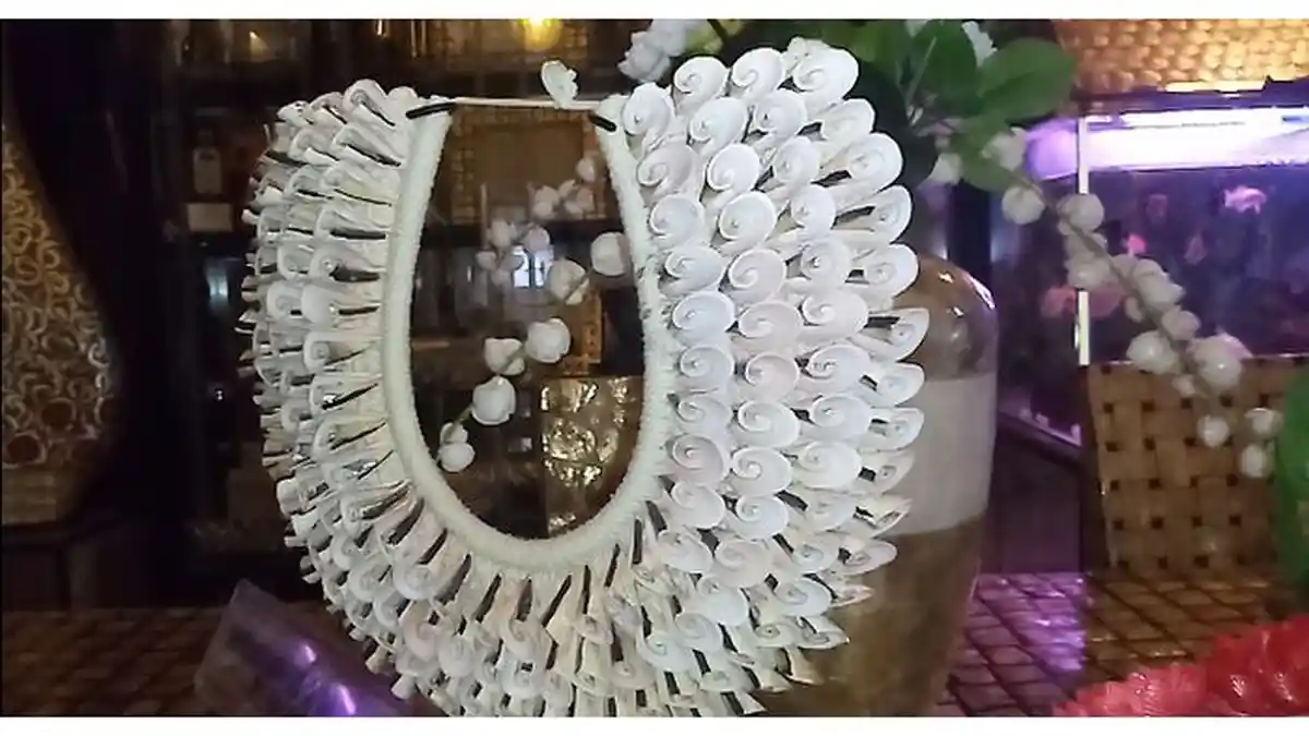 Kerang Rajut, Desain Baru Istana Kerajinan Kerang Cirebon yang Laris Manis di Pasaran