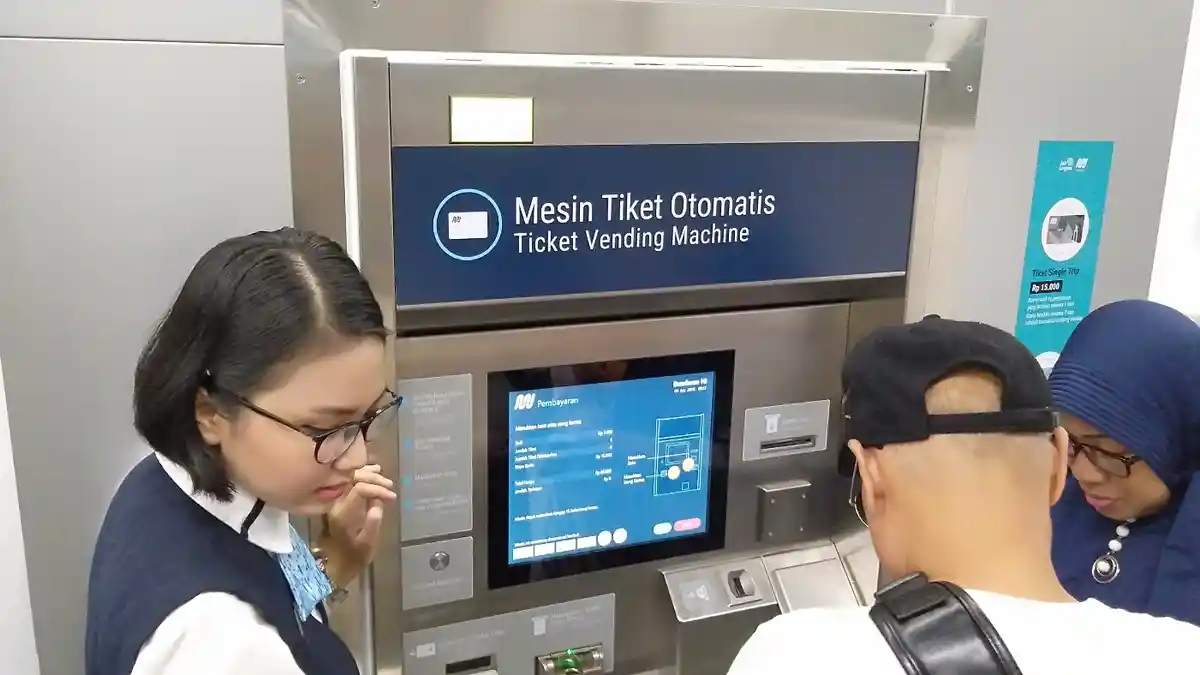 Mesin Tiket Otomatis di Stasiun MRT Bundaran HI Sudah Beroperasi
