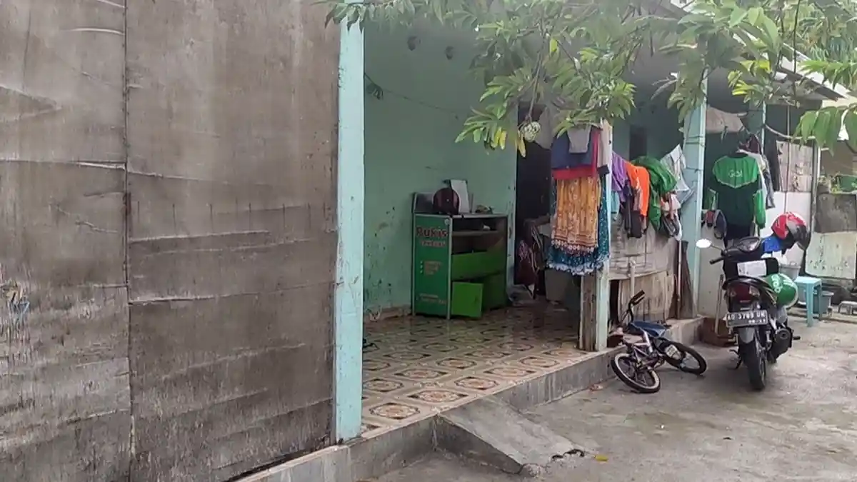 Kesaksian Suparni Warga Desa Siwal Sukoharjo, Istri Pelaku Dijemput Seseorang Selepas Bom Bandung