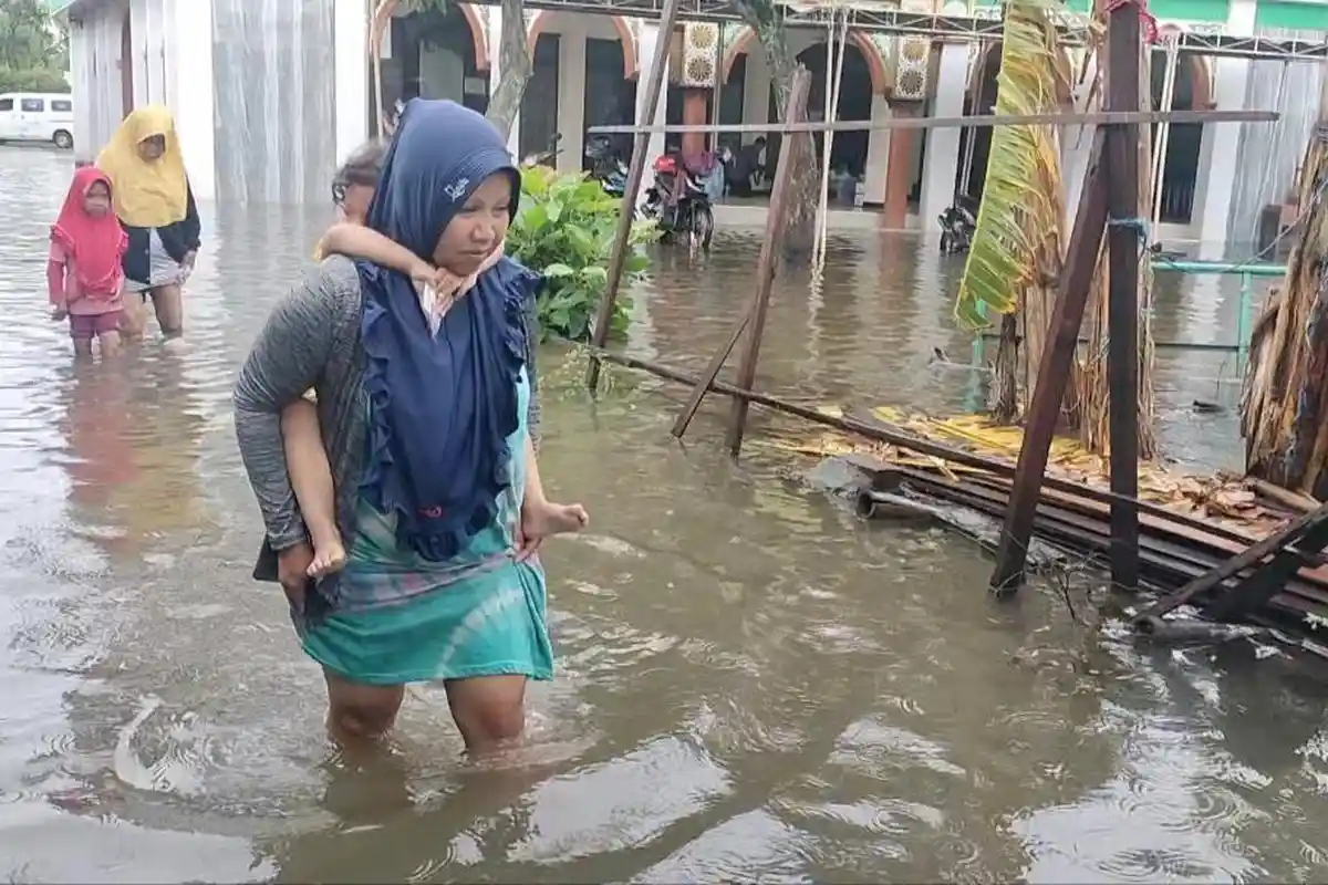 Curhat Warga Korban Langganan Banjir Jati Wetan Kudus: Sore Dibersihkan, Esok Pagi Kebanjiran Lagi