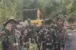 viral-TNI-serobot-lahan-di-Kotim.jpg