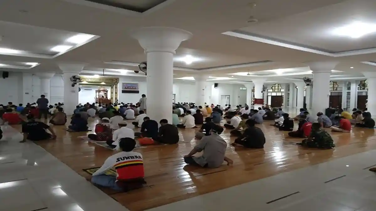 Masjid Nurul Iman Padang kembali Adakan Salat Jumat Perdana, Mahyeldi Ansharullah Jadi Khatib