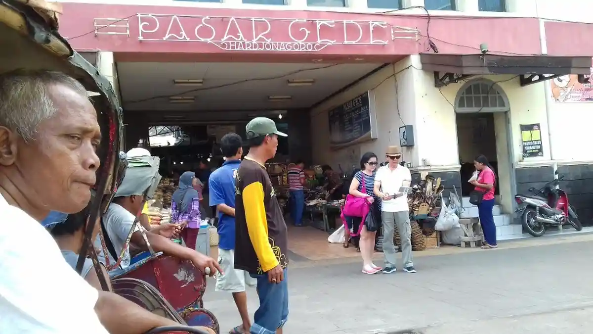 Foto-foto Objek Wisata Pasar Gede Hardjonagoro Kota Solo