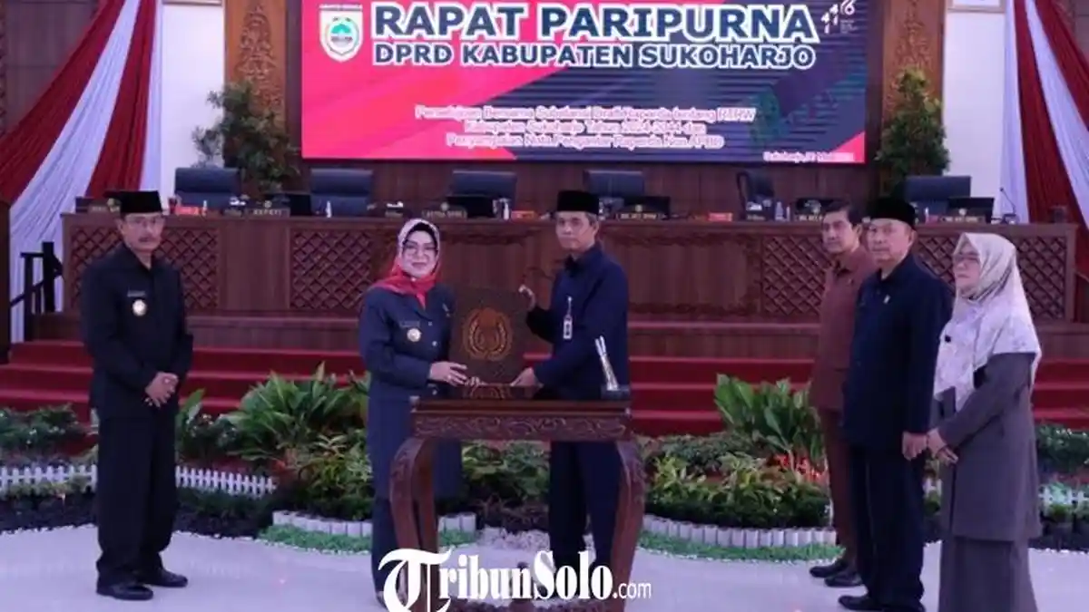 SAH! Bupati Sukoharjo Tandatangani Empat Raperda Baru Kabupaten Sukoharjo, Berikut Isinya