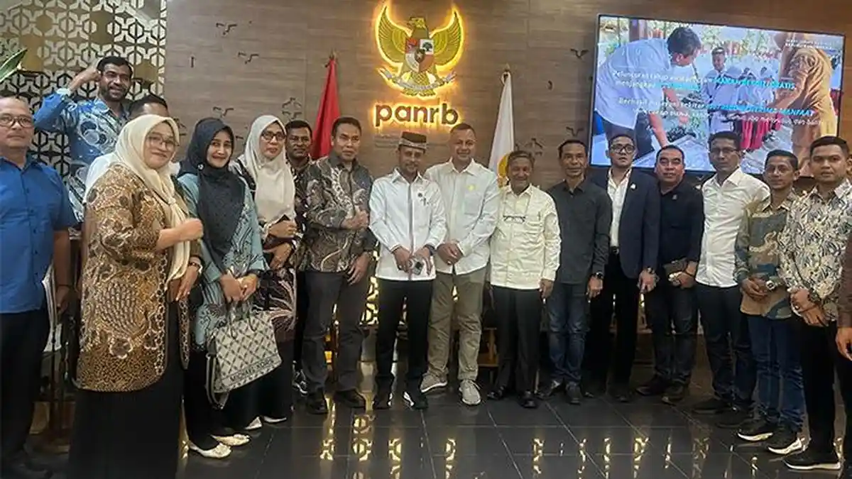 Susilawati dan DPR Aceh Gelar Rapat dengan Menpan RB Bahas Tenaga Honorer R2 dan R3