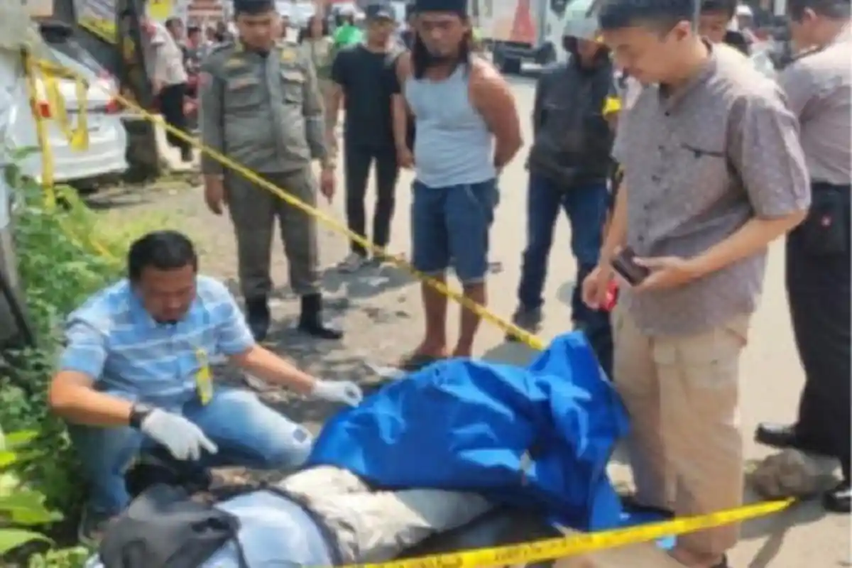 Mendadak Jatuh di Pinggir Jalan, Pedagang di Cileungsi Ditemukan Tak Bernyawa
