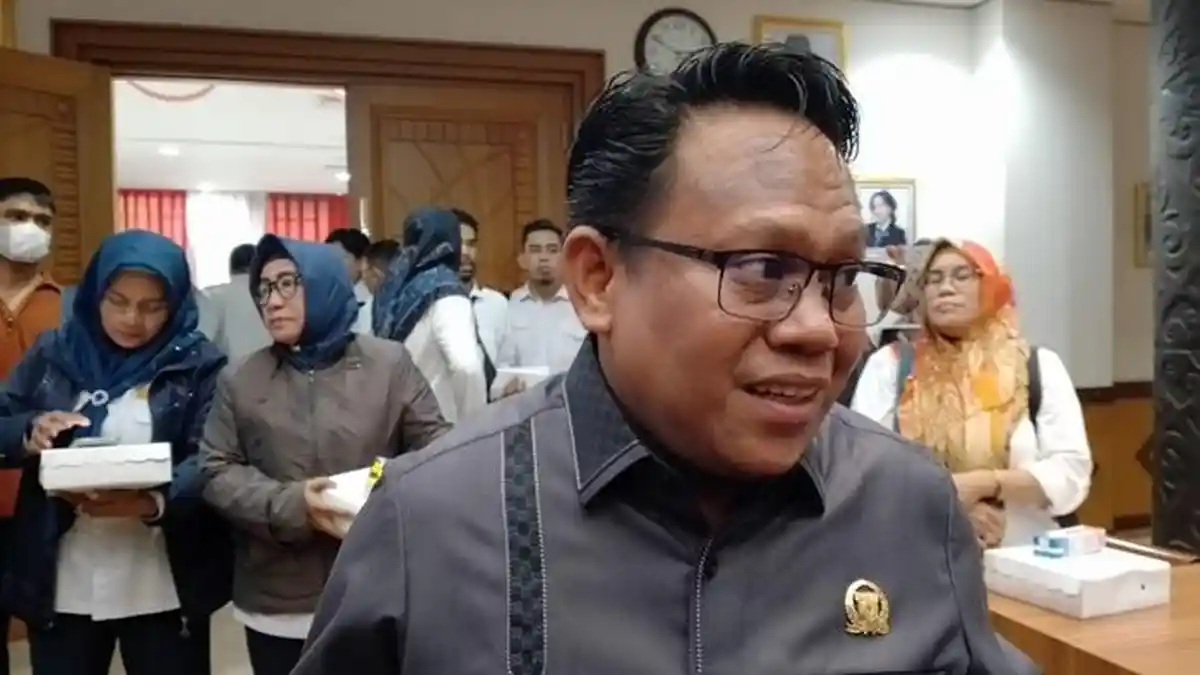 Hadiri RDP Bersama DPRD Samarinda, Ratusan Tenaga Honorer Pertanyakan Status Kerja
