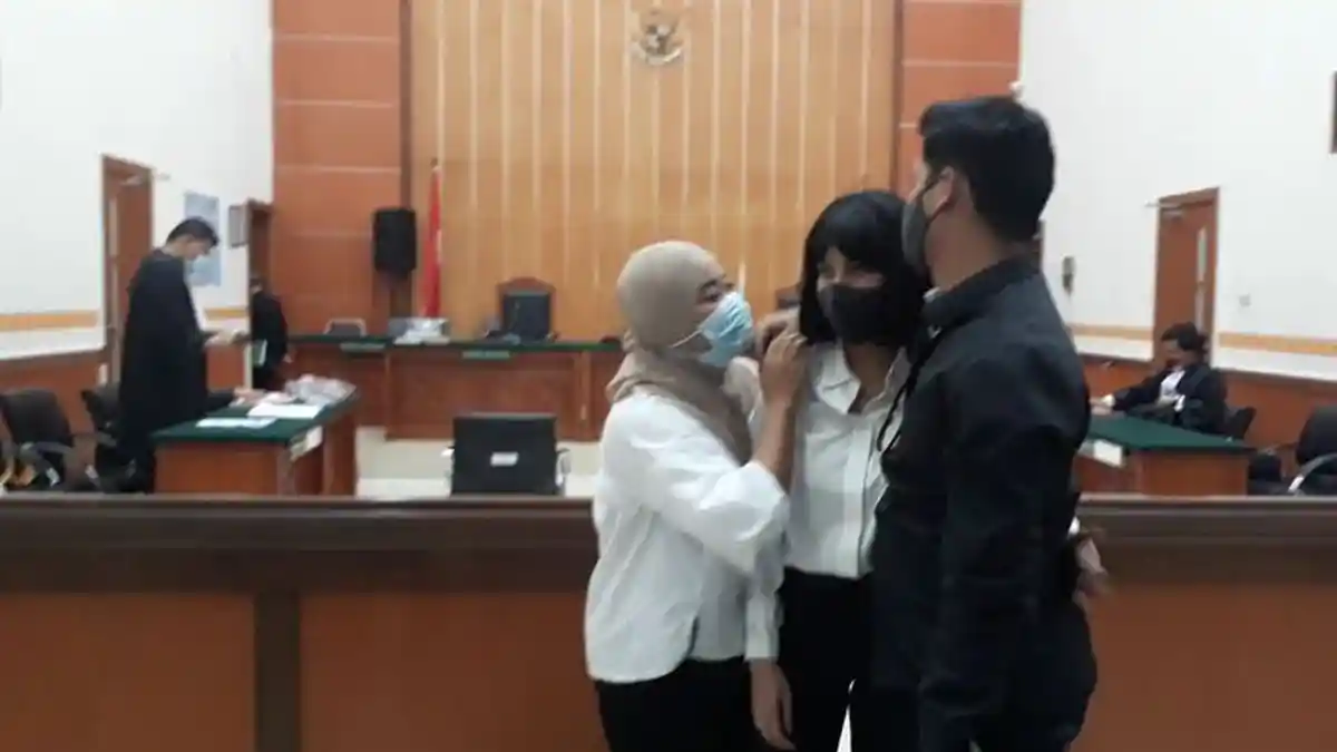 BARU SAJA, Vanessa Angel Divonis Penjara 3 Bulan atas Kasus Narkoba