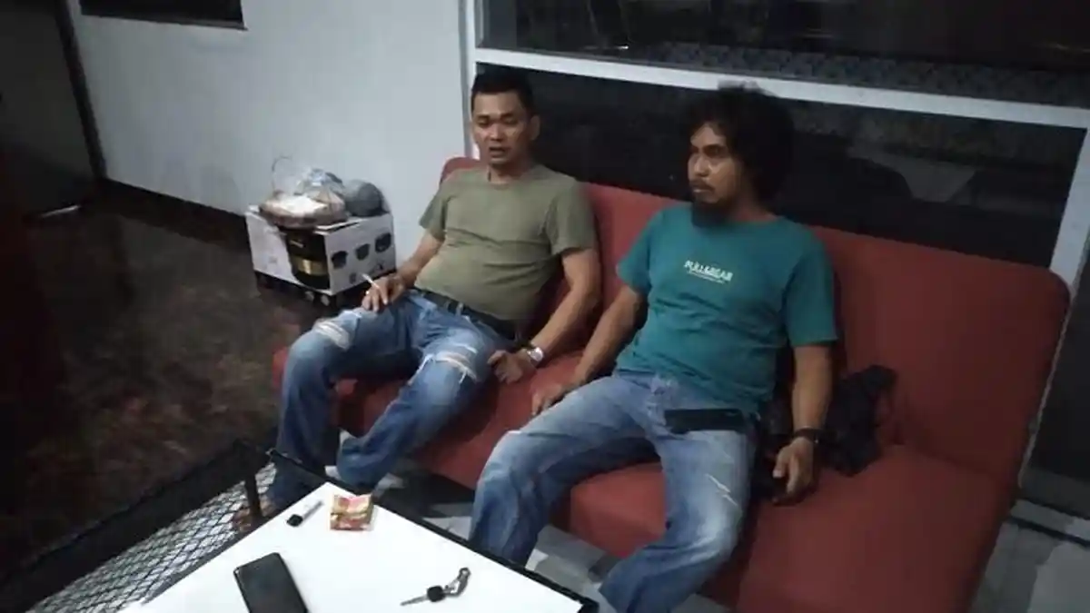 ASN Sinjai yang Menendang Pengendara Perempuan Rupanya Mantan Lurah, Ini Pembelaannya ke Polisi