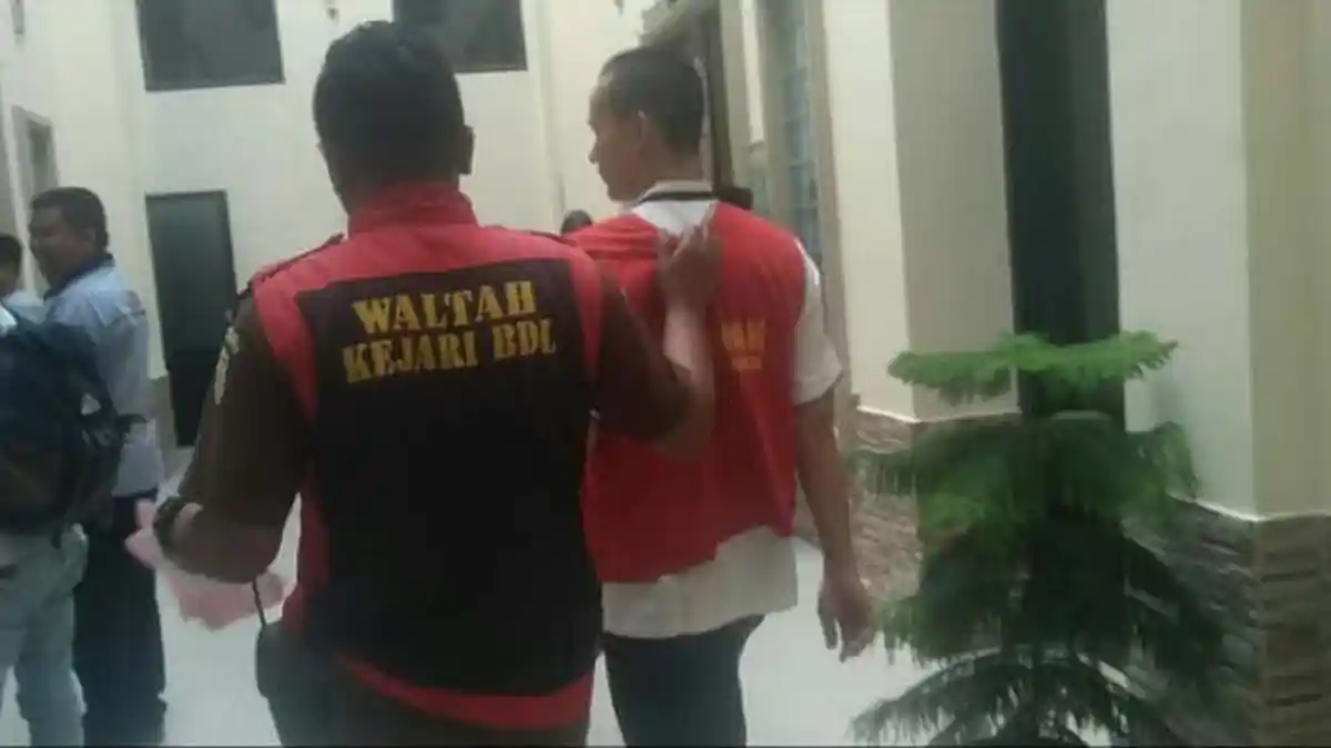 Pria Bertamu malah Masuk Kamar, Terbongkar Cabuli Anak Temannya Gara-gara Sandal