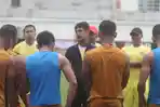 Mitra Kukar Vs PS Tira - Dibayangi Turun Tahta Nil Maizar Minta Anak Asuhannya Bermain Lepas