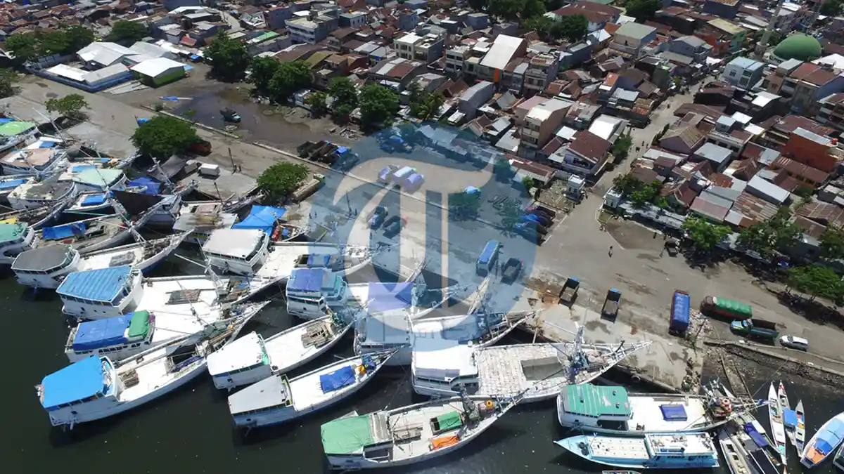 Aktivitas Kapal Berlabuh di Pelabuhan Rakyat Paotere - pelabuhan-paotere-3_20160123_212004.jpg