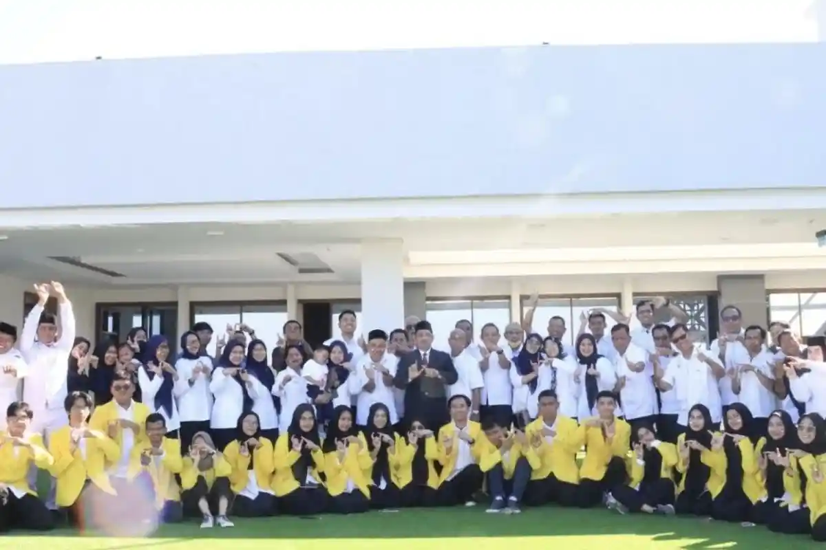 Peringati HUT RI ke-79, UT Makassar Gelar Upacara Bendera dan Sejumlah Perlombaan