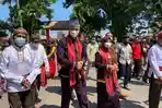 gubernur-jawa-tengah-ganjar-pranowo-beserta-istrinya-lakukan-kunjungan-ke-halmahera-utarahgfhgfhgfh.jpg