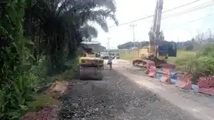 Jalan-Lintas-Riau-Sumbar-KM-91-buka-tutup.jpg