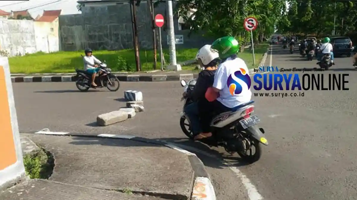 4 Tips Instruktur PT AHM Ini Berguna bagi Riders Matic saat Mengerem Sambil Menikung di Kala Hujan