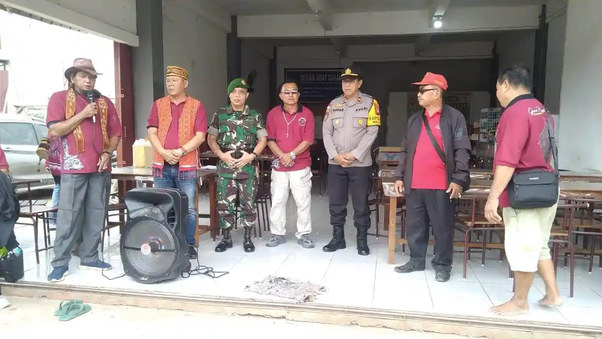 Semangat Melestarikan Budaya, Kontingen DAD Meliau Dilepas Menuju Gawai Adat Dayak Kabupaten Sanggau - Tribunpontianak.co.id