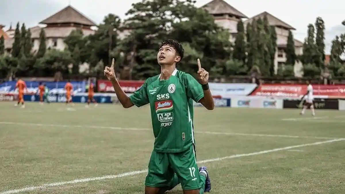 Duduk Perkara saat PSS Sleman & Persekat sama-sama Perpanjang Kontrak Riki Dwi Saputro