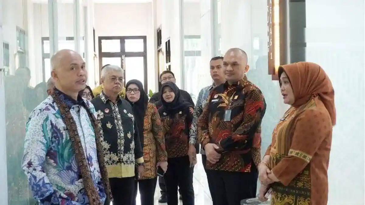 Irjen Kemenkum Kunjungi Bapelkum dan BHP Semarang