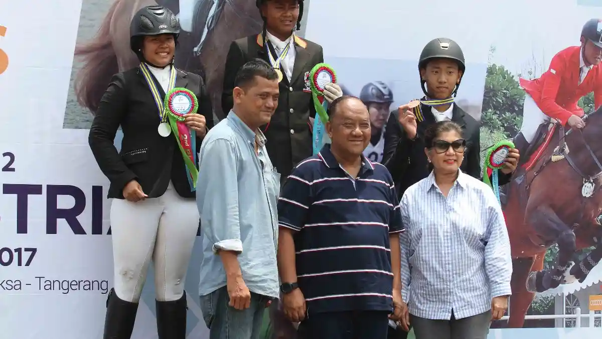 Dirga, Sita, Glory ke Kejuaraan CSI Junior di Thailand