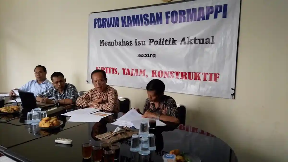 Formappi: Perbuatan 'Suka-suka' DPR RI Sepanjang 2016