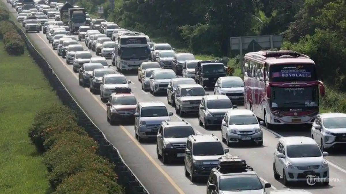 CATAT! 15 Nomor Darurat yang Penting Diketahui oleh Pemudik: Info Jalan Tol, Damkar, Layanan Bensin