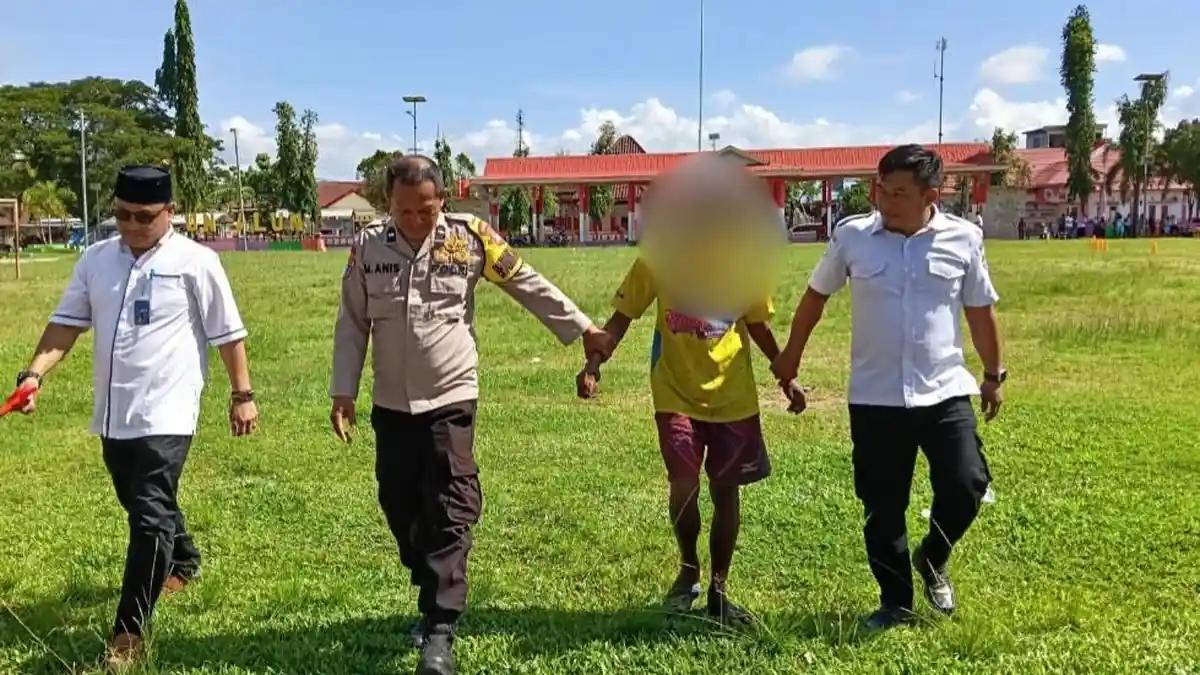 Sering BAB Sembarang Tempat Polisi dan Petugas Puskesmas Amankan ODGJ di Mapilli Polman