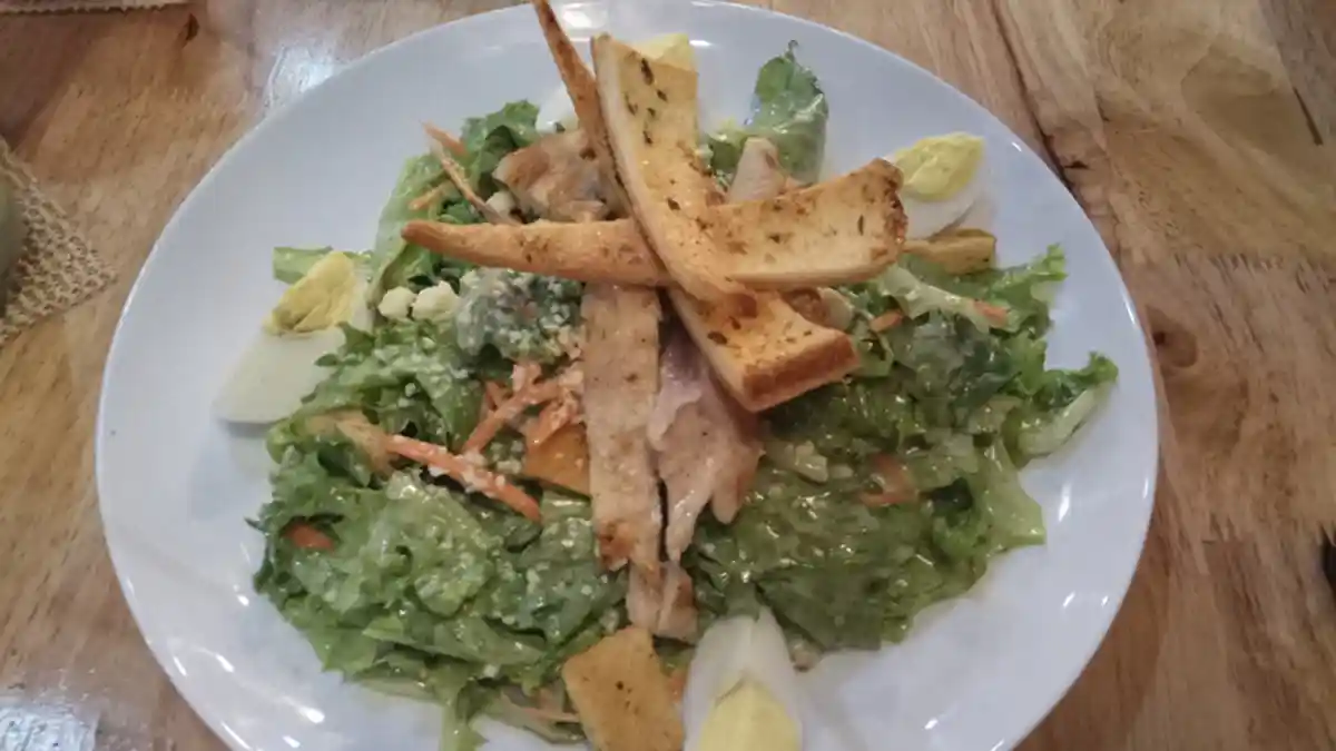 Cara Membuat Salad Ayam untuk Menu Diet, Pola Hidup Sehat Mulai Tahun
