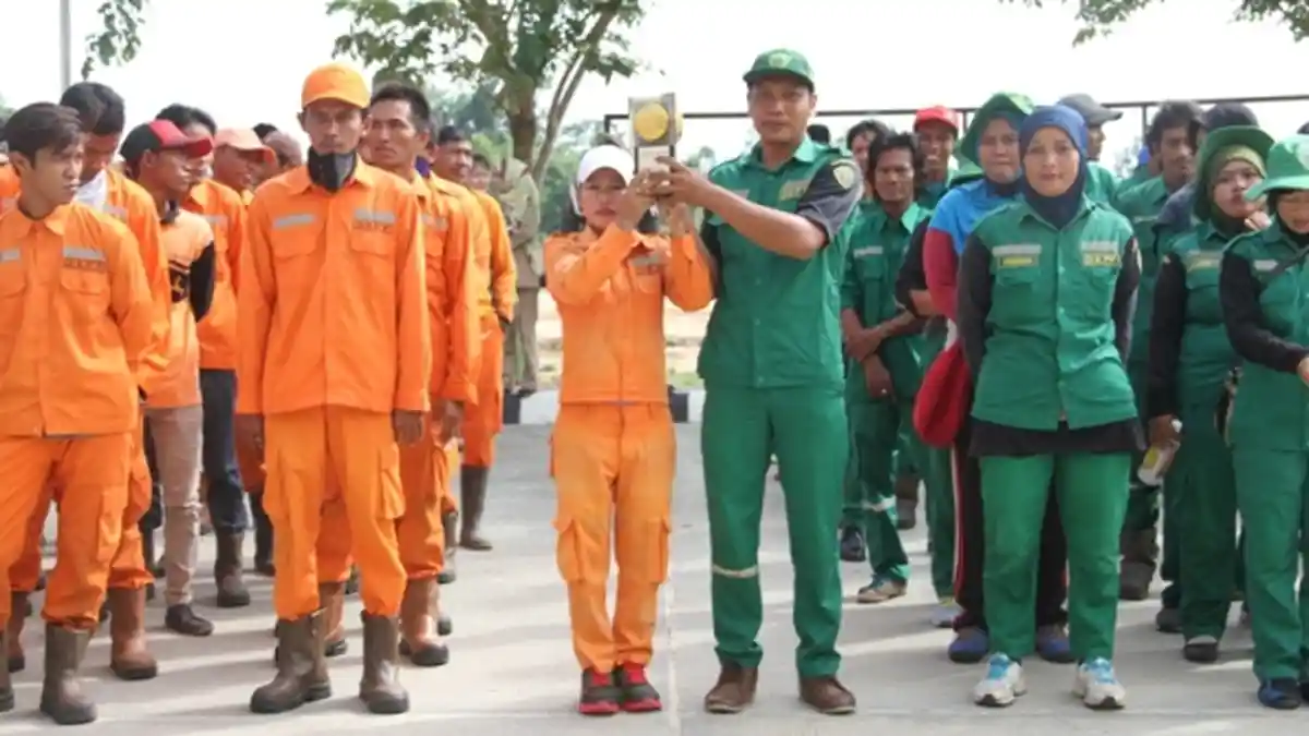 Penghargaan Adipura Buana Lambang Sukses Bidang Kebersihan - adv_tita-angkat-adipura_20160727_140135.jpg