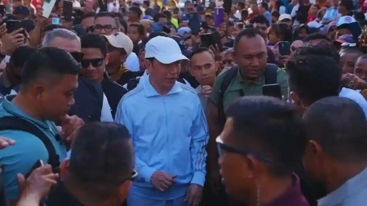 Jokowi Tegaskan PSI Harus Hidup di Desa dan TPS Demi Kemenangan Pemilu 2029 - Surya.co.id