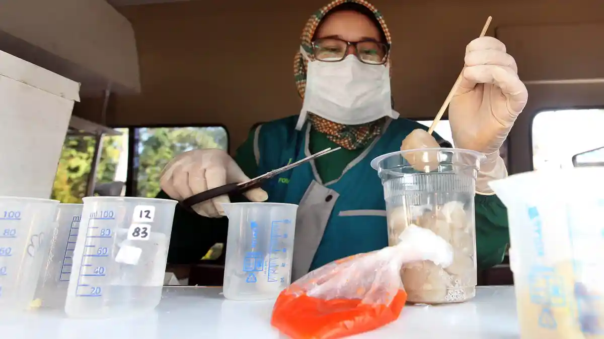 Selain Nitrogen Cair, Masih Ada Bahan Berbahaya yang Mesti Diwaspadai Orangtua