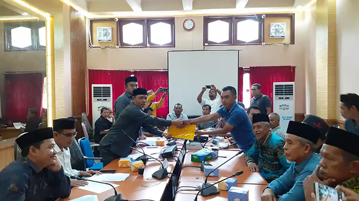 Pertanyakan Status Tanah Pabrik CPO, Ahli Waris Pemilik Lahan Berdelegasi ke DPRK Aceh Selatan