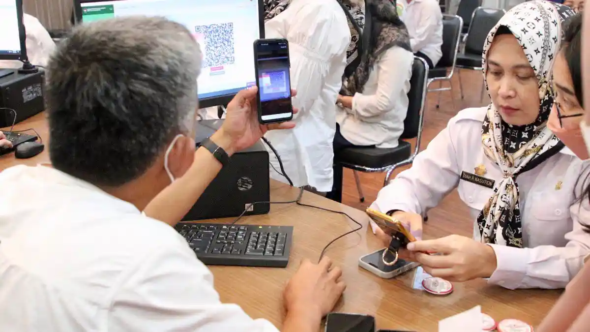 Wakil Ketua DPRD Medan Minta Disdukcapil Kaji Ulang Program KTP Digital Sebelum Disosialisasikan