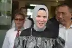 Angel Lelga Hadiri Gelar Perkara Penggerebekan
