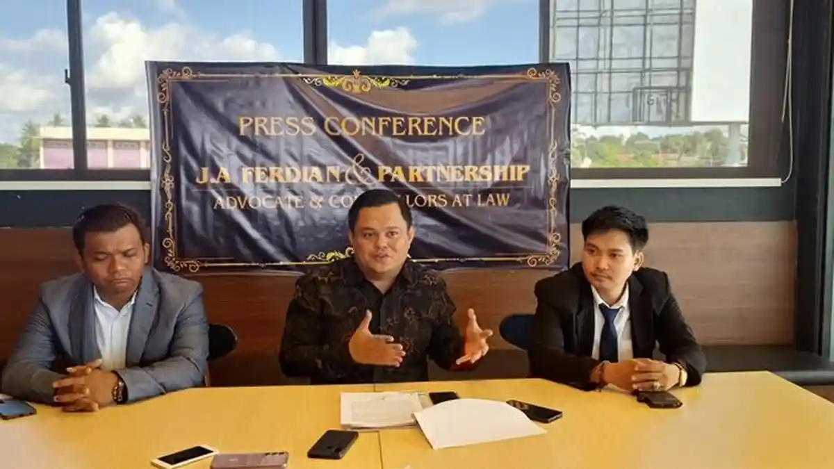 Pengacara Tamron Blak-blakan Soal Tuduhan Korupsi Timah Rp300 Triliun