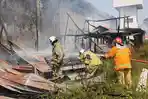 Kebakaran-melanda-rumah-bedeng-di-jalan-Dr-Cipto.jpg