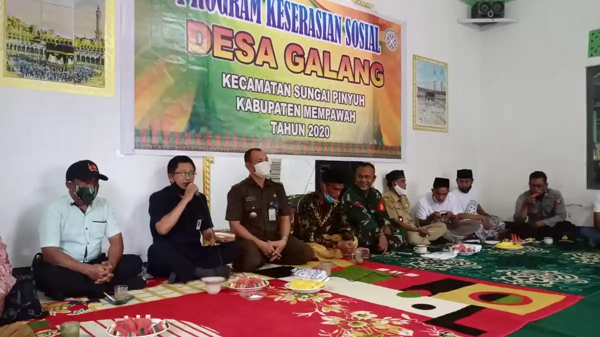 Dinsosnakertrans Mempawah Sosialisasikan Program Keserasian Sosial