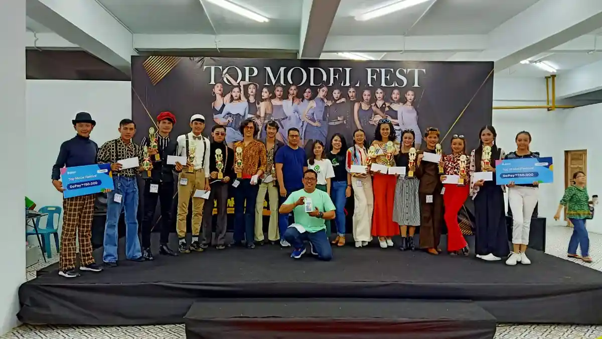 Ratusan Peserta Meriahkan Top Model Fest 2019 di Pasar Tikung Medan