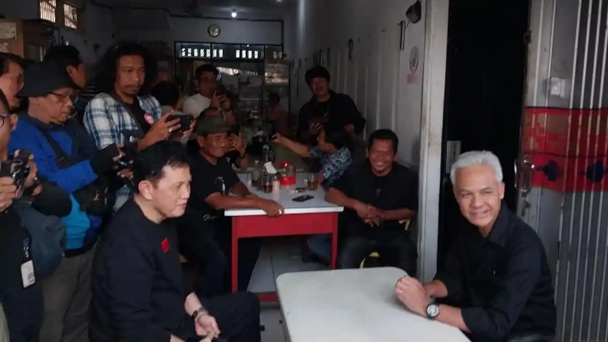 Sultan Sekala Brak Lampung Edwarsyah Pernong Dukung Ganjar di Pilres 2024
