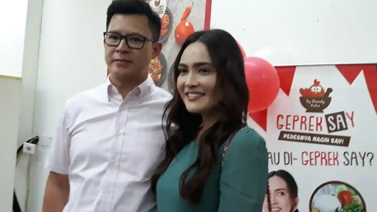 Shandy Aulia dan Suami Tekuni Bisnis Kuliner, Ayam Geprek Jualannya