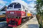 kereta-api-182021.jpg