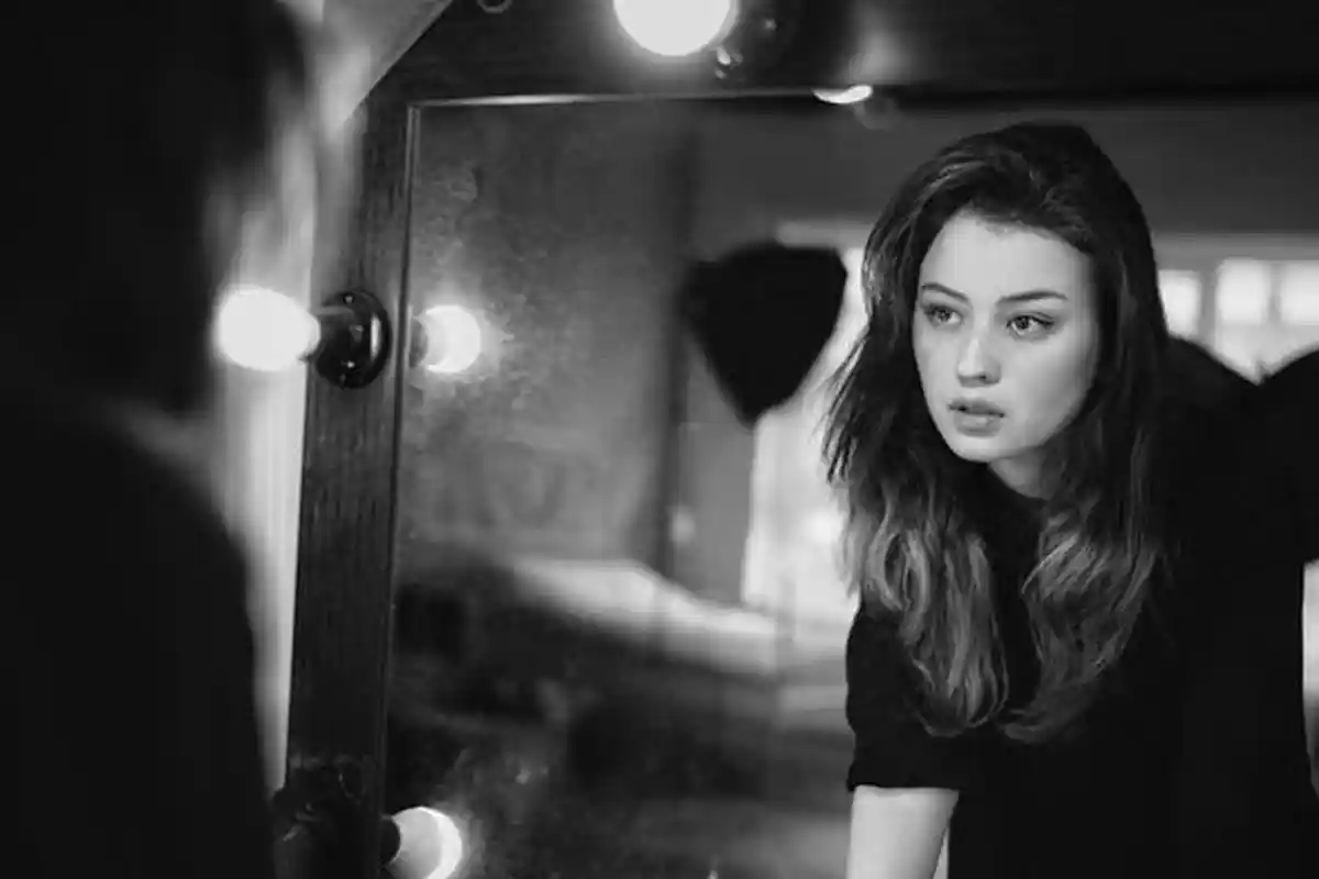 Mulai dari LDR Hingga Prewed Sederhana, Begini 7 Fakta Kimberly Ryder dan Edward Akbar