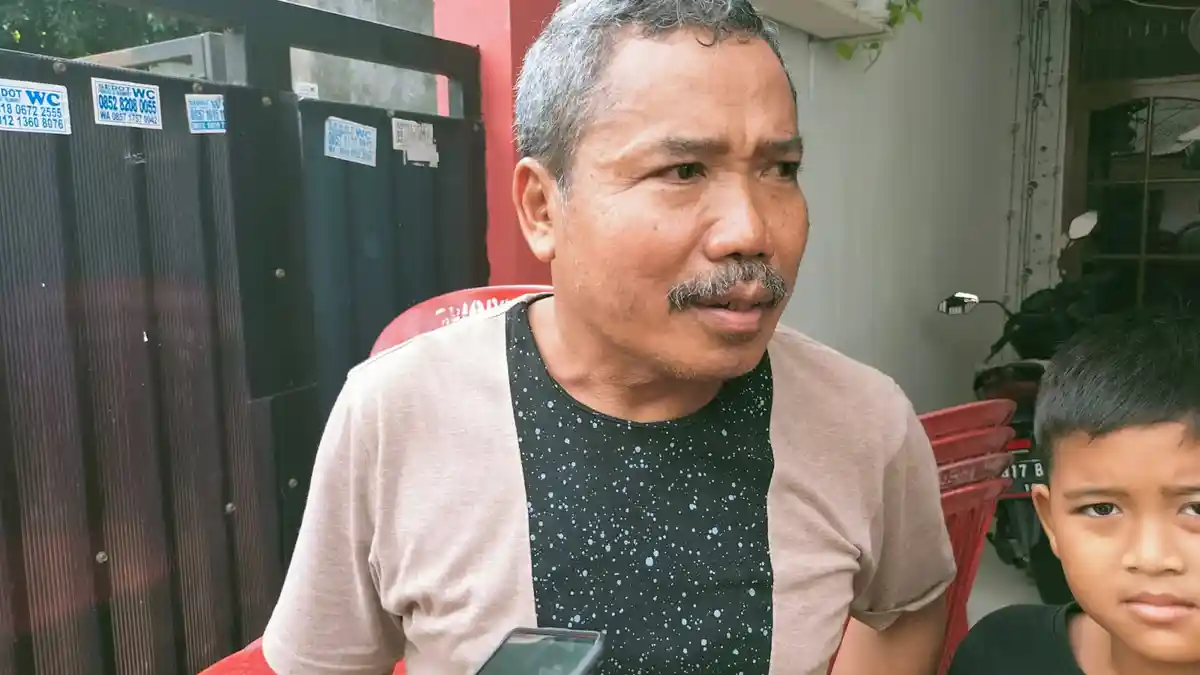 Datang Hajatan, Tamu Undangan Langsung Bubar Gara-gara Banjir di Kembangan Selatan