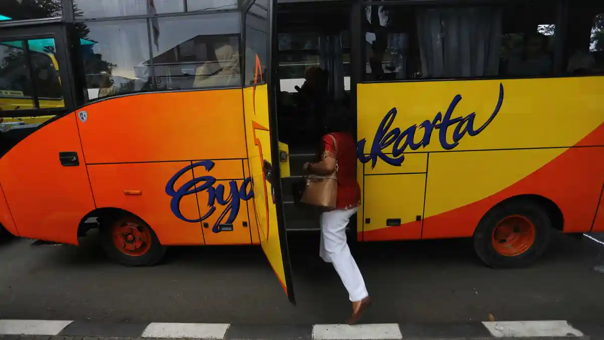 'Iuran Bulanan' Bikin Ahok Ingin Hilangkan Bus Jemputan PNS DKI