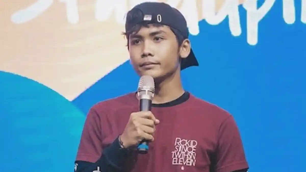 Aksi Bintang Emon Sindir Netizen Indonesia yang Hujat Artis Luar Negeri: 'Otak Lu Ke-suspend?'