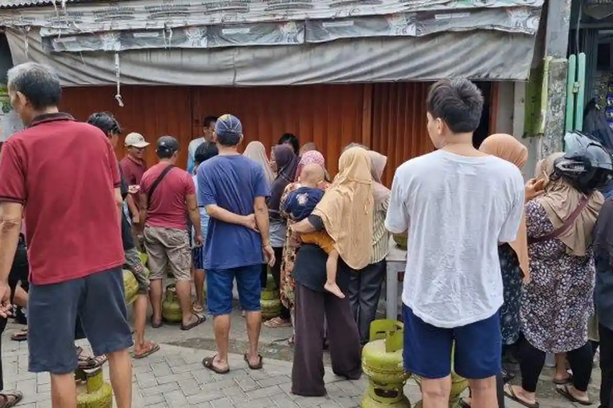 Sosok Nenek Yonih, Lansia di Tangsel Meninggal Diduga Kelelahan usai Antre LPG 3 Kg, Ingin Umrah