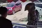 Ditipu-Modus-Bukti-Transfer-Palsu-Pemilik-Mini-ATM-di-Kendari-Pilih-Viralkan-Ketimbang-Lapor-Polisi.jpg