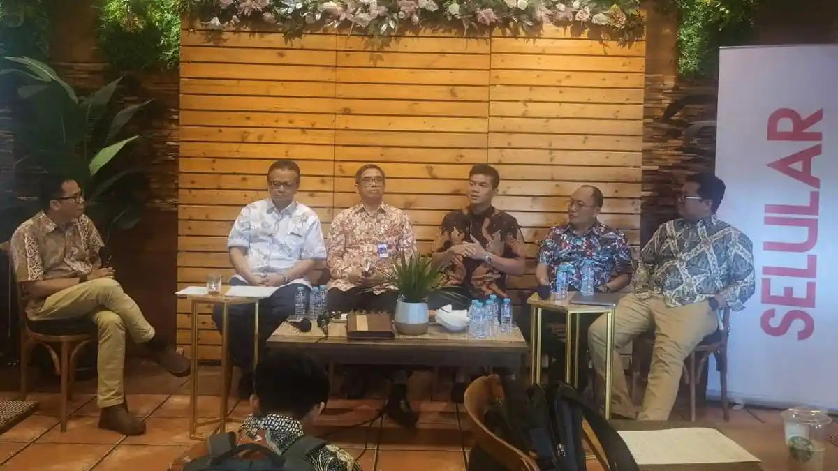 Industri Seluler Tumbuh Stagnan, Ini 6 Persoalan yang Membelitnya